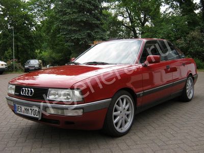 Лобовое стекло Audi 90